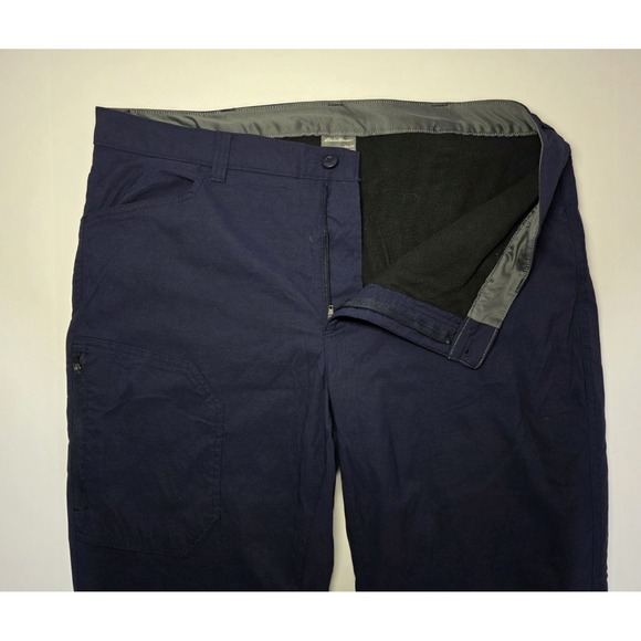 Eddie Bauer Other - Eddie Bauer Mens Size 40x32 Fleece Lined Chino Pant